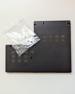 Trappe, cache plastique pour PC portable ASUS K72JR