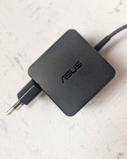 Adaptateur secteur ASUS Original (AD890026) 19V / 1,75A 33,25 Watts – Image 2
