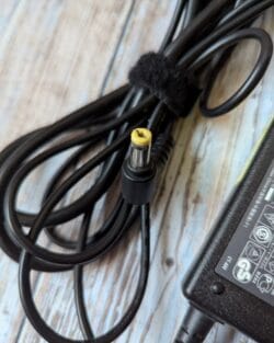 Adaptateur secteur pour ordinateur portable ACER (65 Watts) | Hipro HP-A0652R3B – Image 2