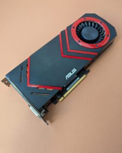 Carte graphique ASUS ATI Radeon HD 5870 1 GB GDDR5