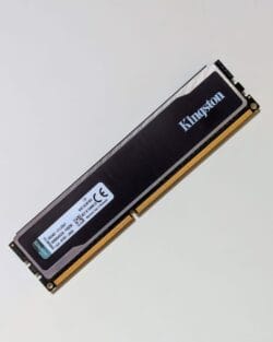 Kit carte mère Gigabyte H61M-DS2 + processeur Intel G2030 + 4Go Ram Kingston – Image 10