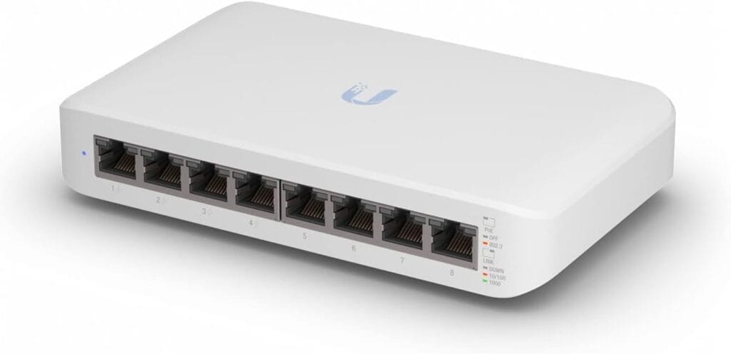 Ubiquiti UniFi Switch Lite 8 PoE : 8 ports dont 4 ports POE+ avec supervision centralisée