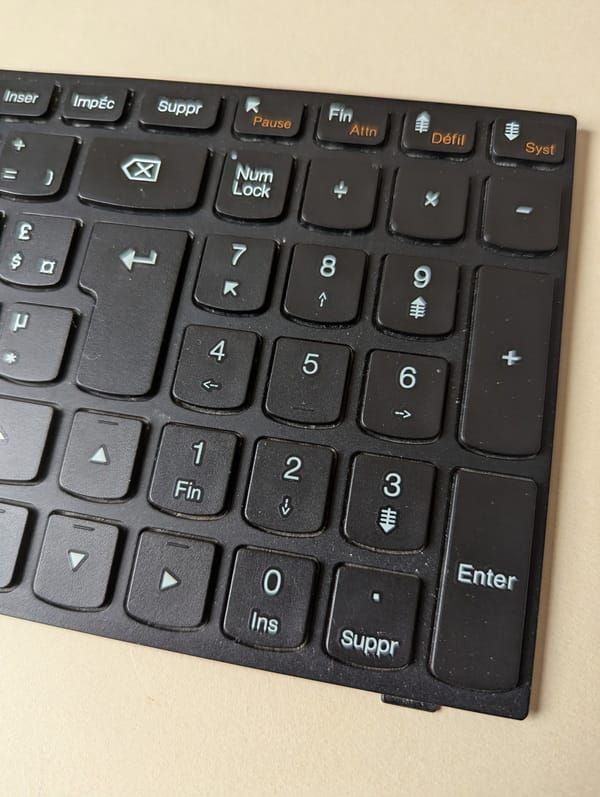 Clavier Lenovo G50-70, Français (AZERTY), colori noir (référence T6G1-FR) – Image 3