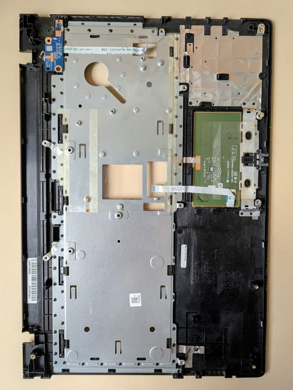 Coque supérieure Lenovo G50-70 | Repose poignets + touchpad inclu (Réf. AP0TH000400) – Image 5