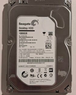 Disque 3,5" de marque Seagate d'une capacité de 1To (modèle ST1000DM003)