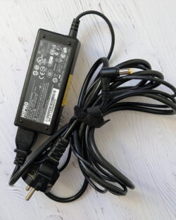 Chargeur secteur bloc d'alimentation d'origine Acer Aspire 19V 3.42A 65W HiPro HP-A0652R3B embout jaune d'occasion