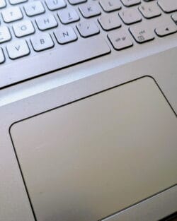 Clavier AZERTY Asus VivoBook 17 M712 X712 avec Topcase (13N1-7GA0121) + Touchpad – Image 4